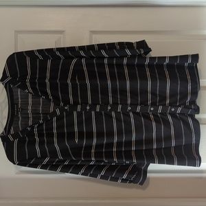 Lane‎ Bryant Black and White button up blouse size 14/16